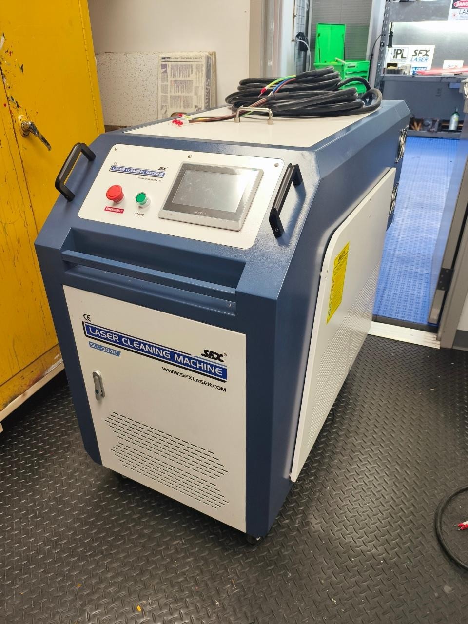 US Stock 90% New SFX SLC 3000W Fiber Laser Cleaning Machine High Efficiency