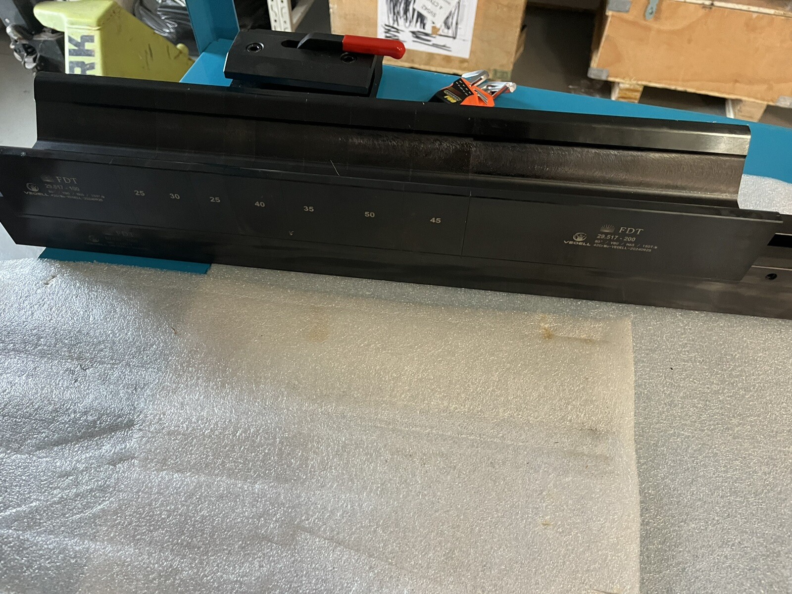 Press Brake Forming Die -80 mm Opening- 2595 MM SEG OR 102.250″ HARDENED BLACK