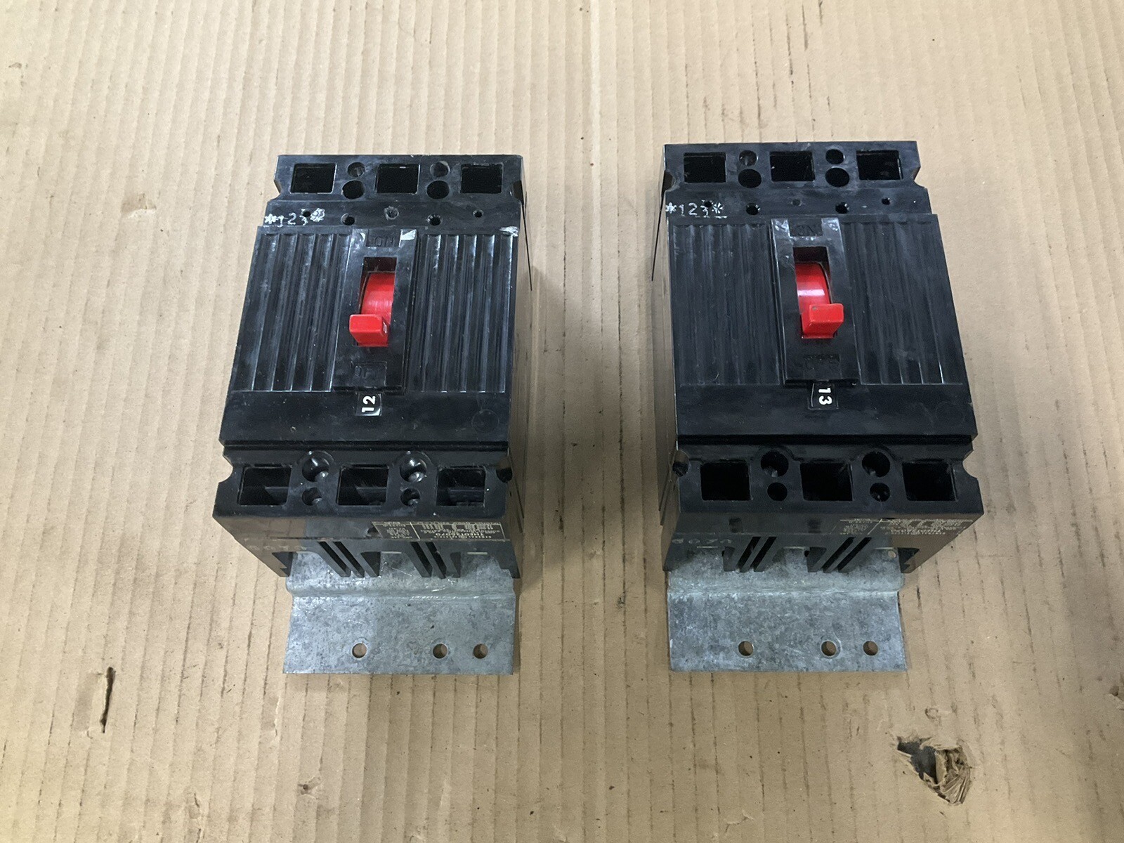 GE General Electric THED 136070 70 Amp 3ph Circuit Breaker
