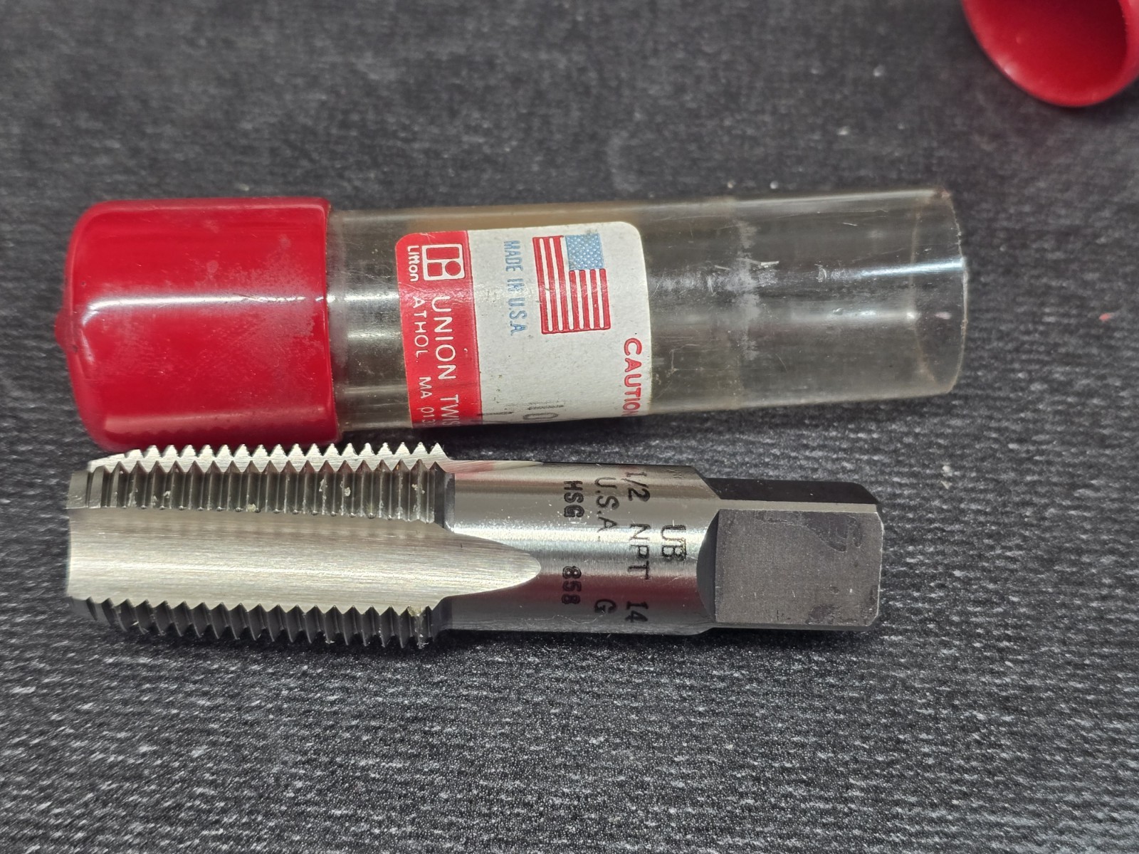 Union Butterfield 1010522 1/2-14 NPT Pipe Tap 1541