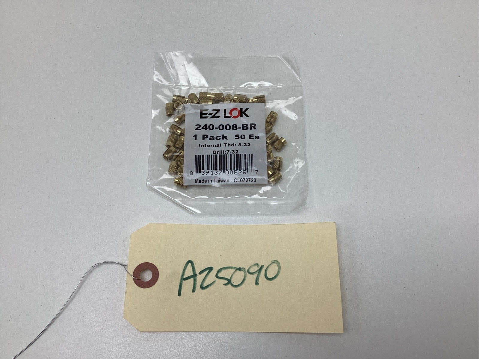 E-Z LOK THREADED BRASS INSERTS FOR SOFT WOOD OR PLASTIC 8-32, LOT OF 50