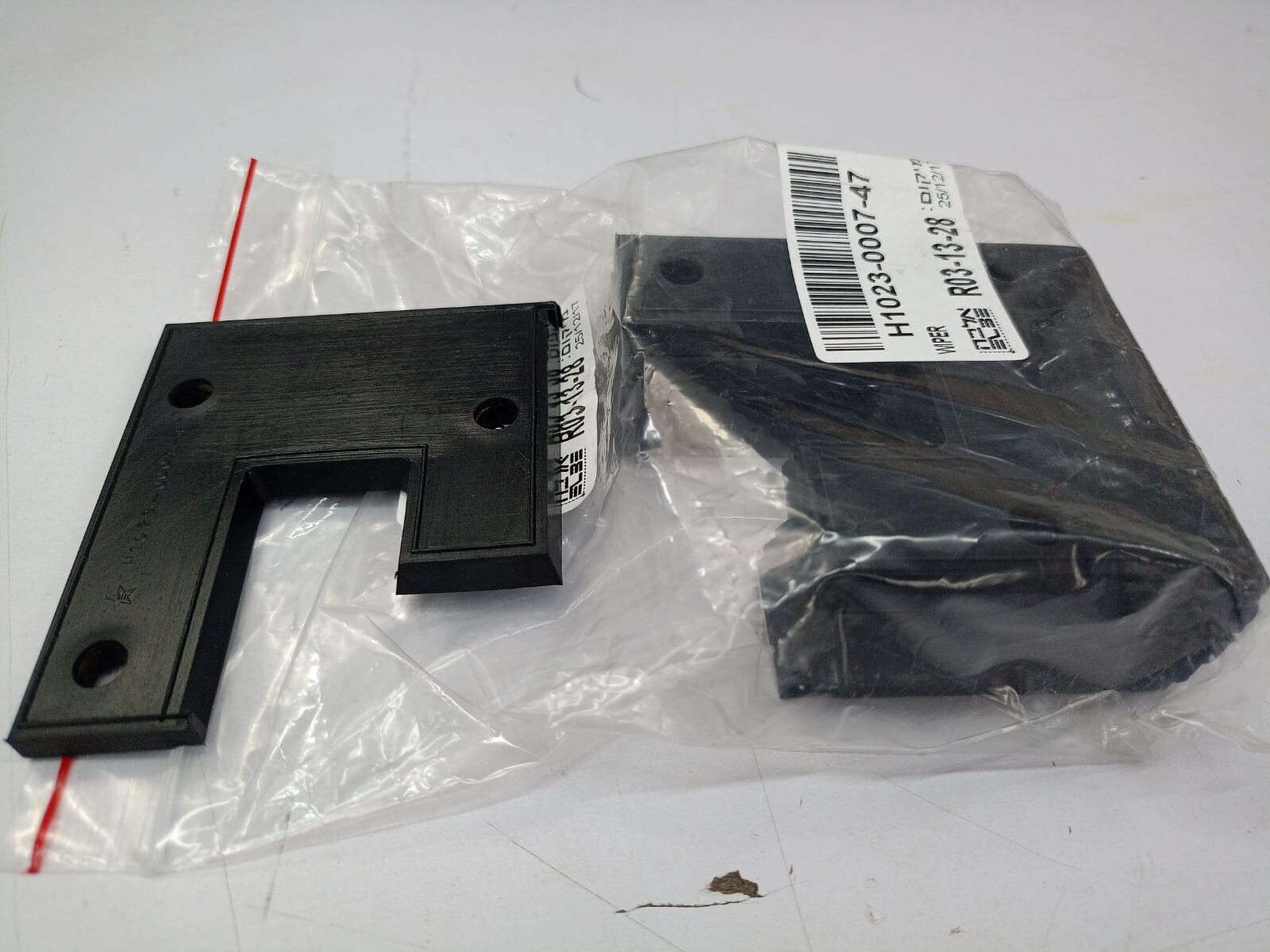 OKUMA GERMANY – EURO H1023-0007-47 WIPER, Excellent Quality, Brand New, in stock