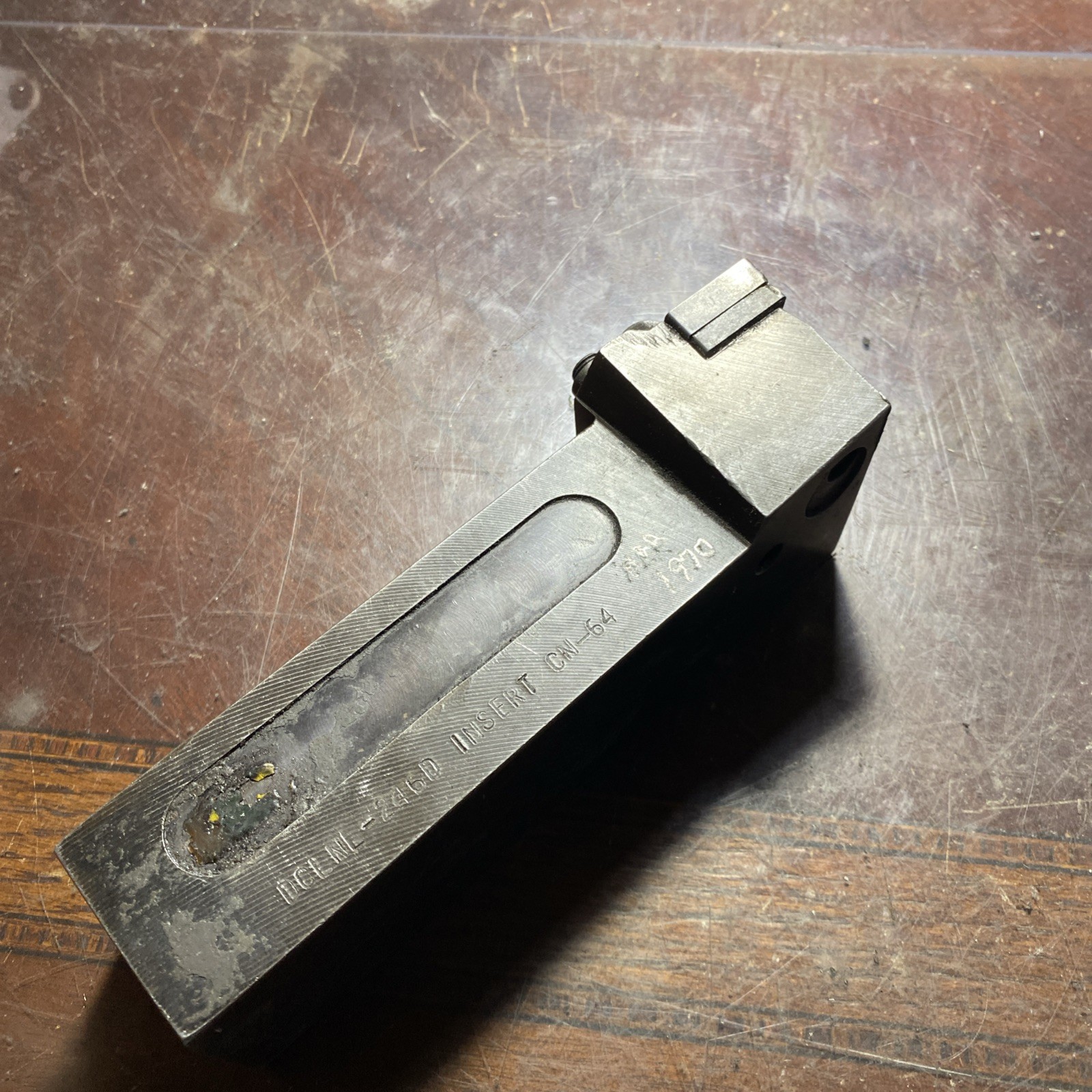 KENNAMETAL 1.5” Square Shank Toolholder DCLNL-246D CN-64 (M24)