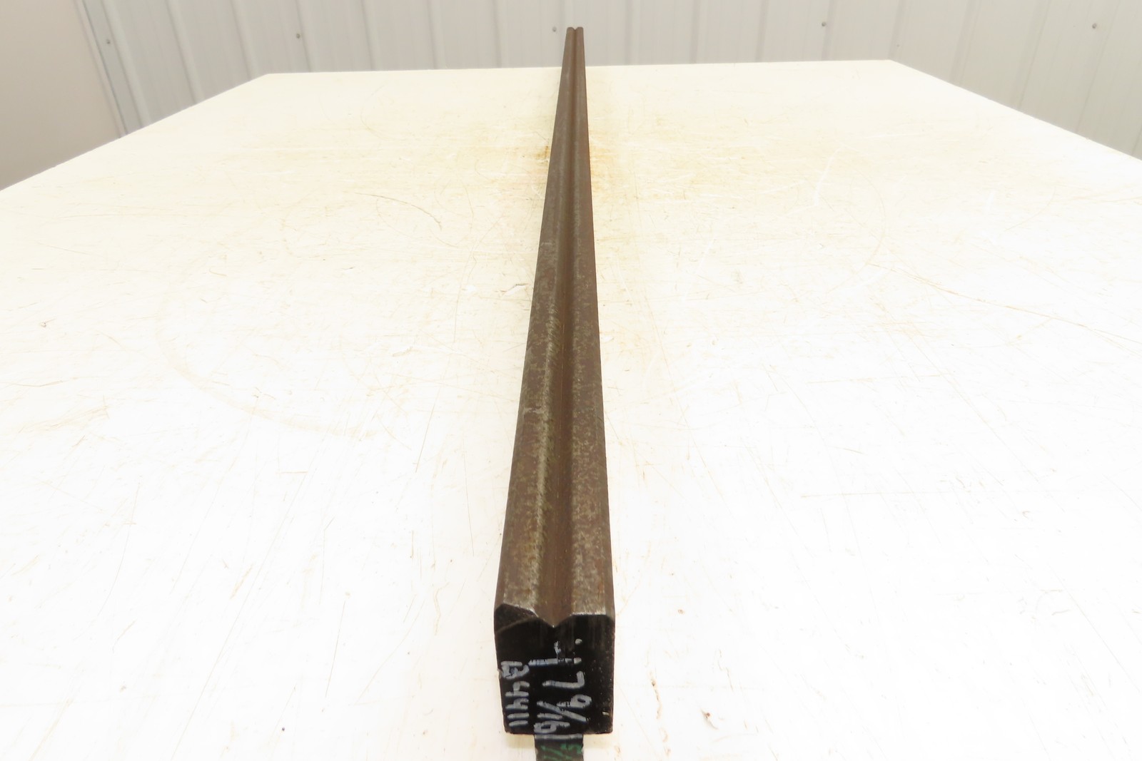 Press Brake Die 47-5/8″ Long 90° V 5/16″ W 1/8″ D 1-3/4″ H 1/2″ Tang