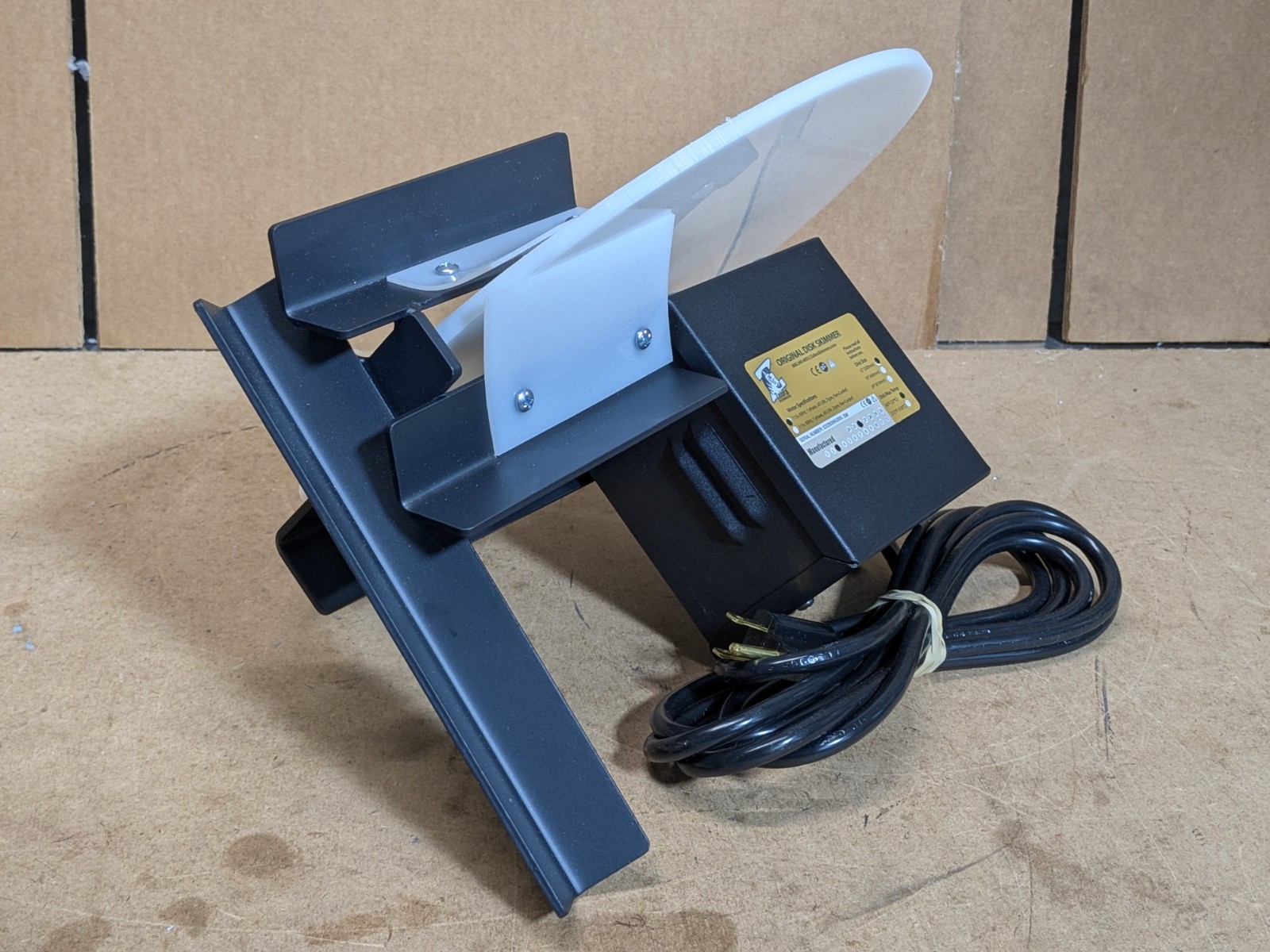 Zebra Tramp Oil Disk Skimmer 12″ Diameter 4-1/2″ Reach 7 RPM 115v LH300