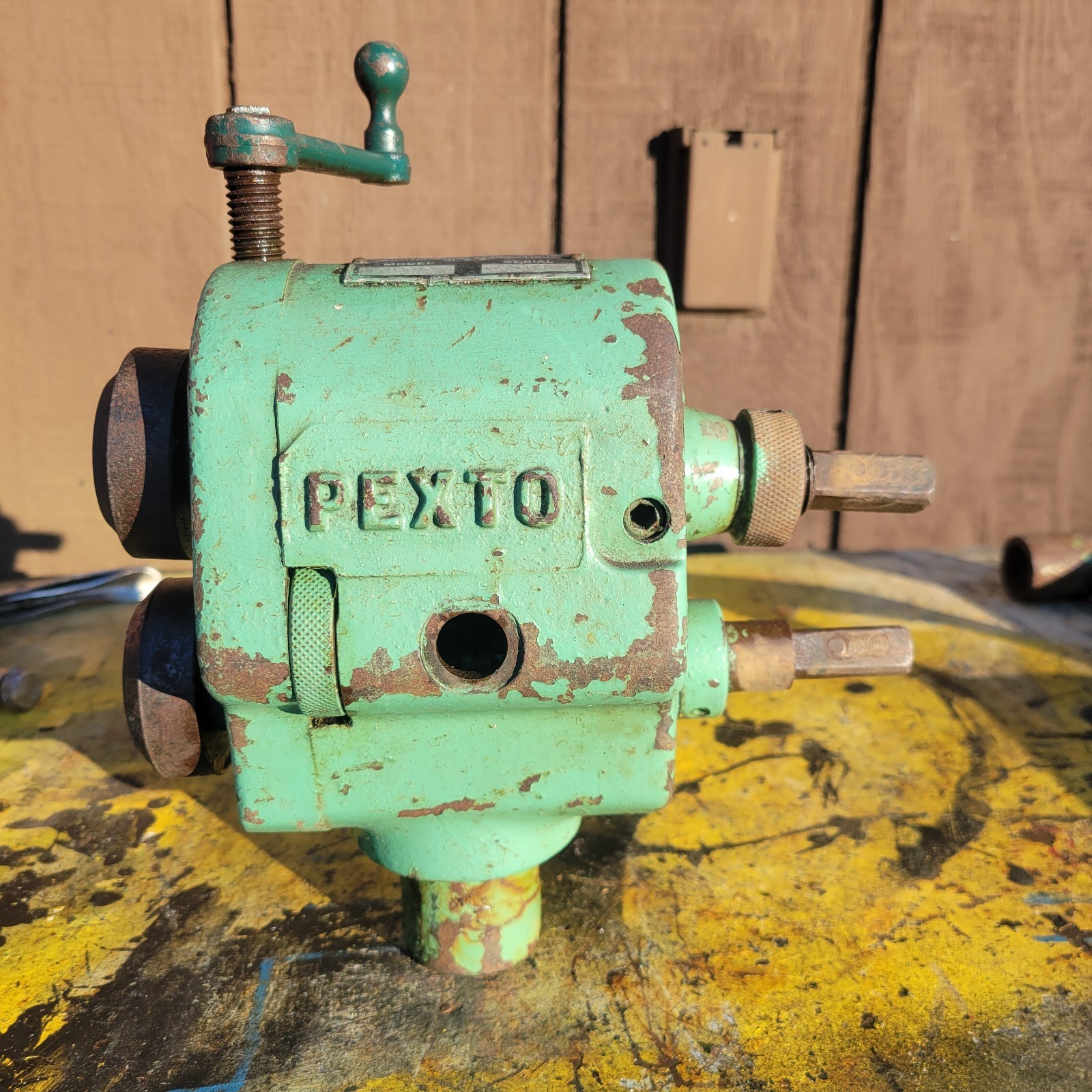 Pexto 544 A