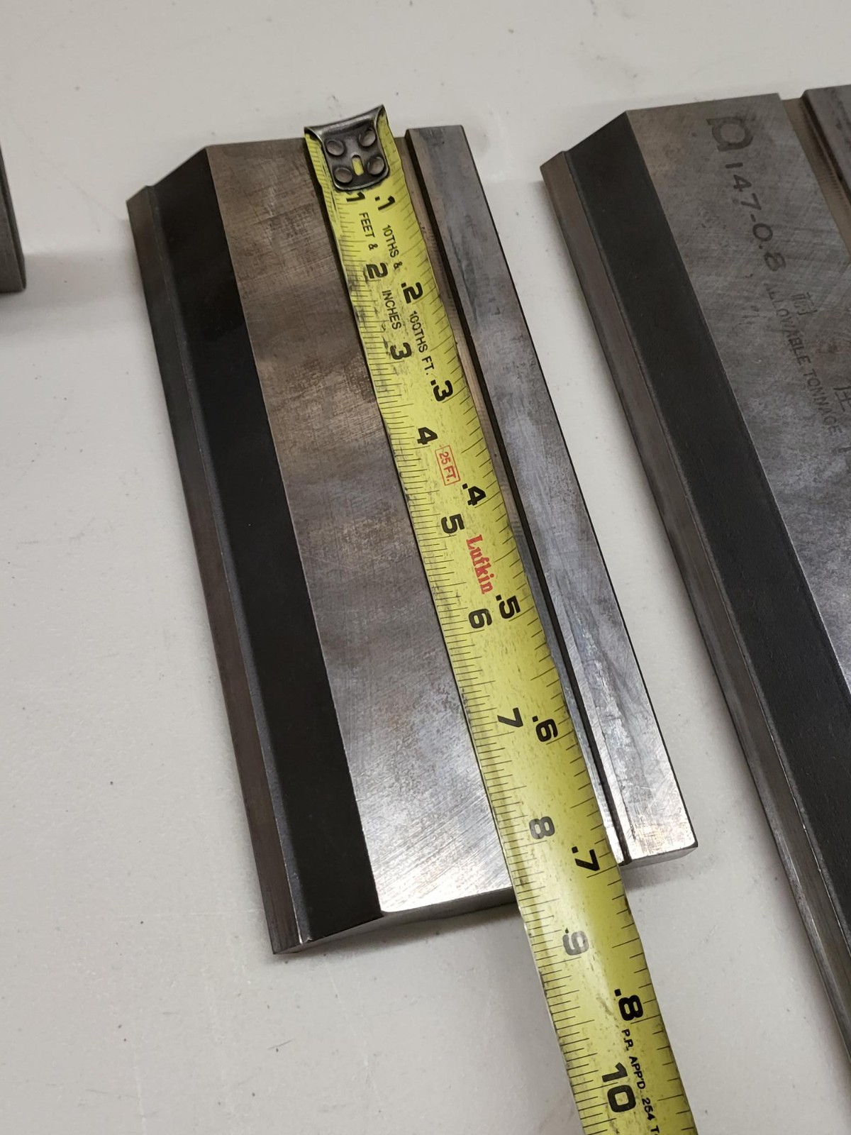 Amada Press Brake °90 Punch .03″R Sectionalized 4 Pcs in total 39.25″ Long BTB2