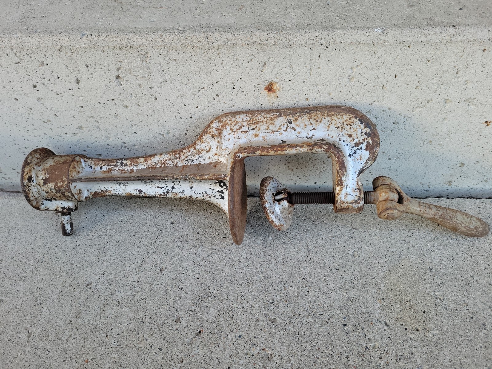 Vintage PS&W PEXTO Hand Crank Clamp On Tool Holder Crimp Burring Beading Rolling