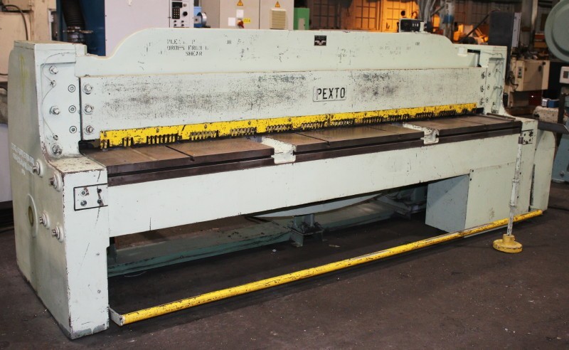 10Ga Cap. 120″ W Pexto 10U-10A SHEAR, Front Operated Powered Back Gauge