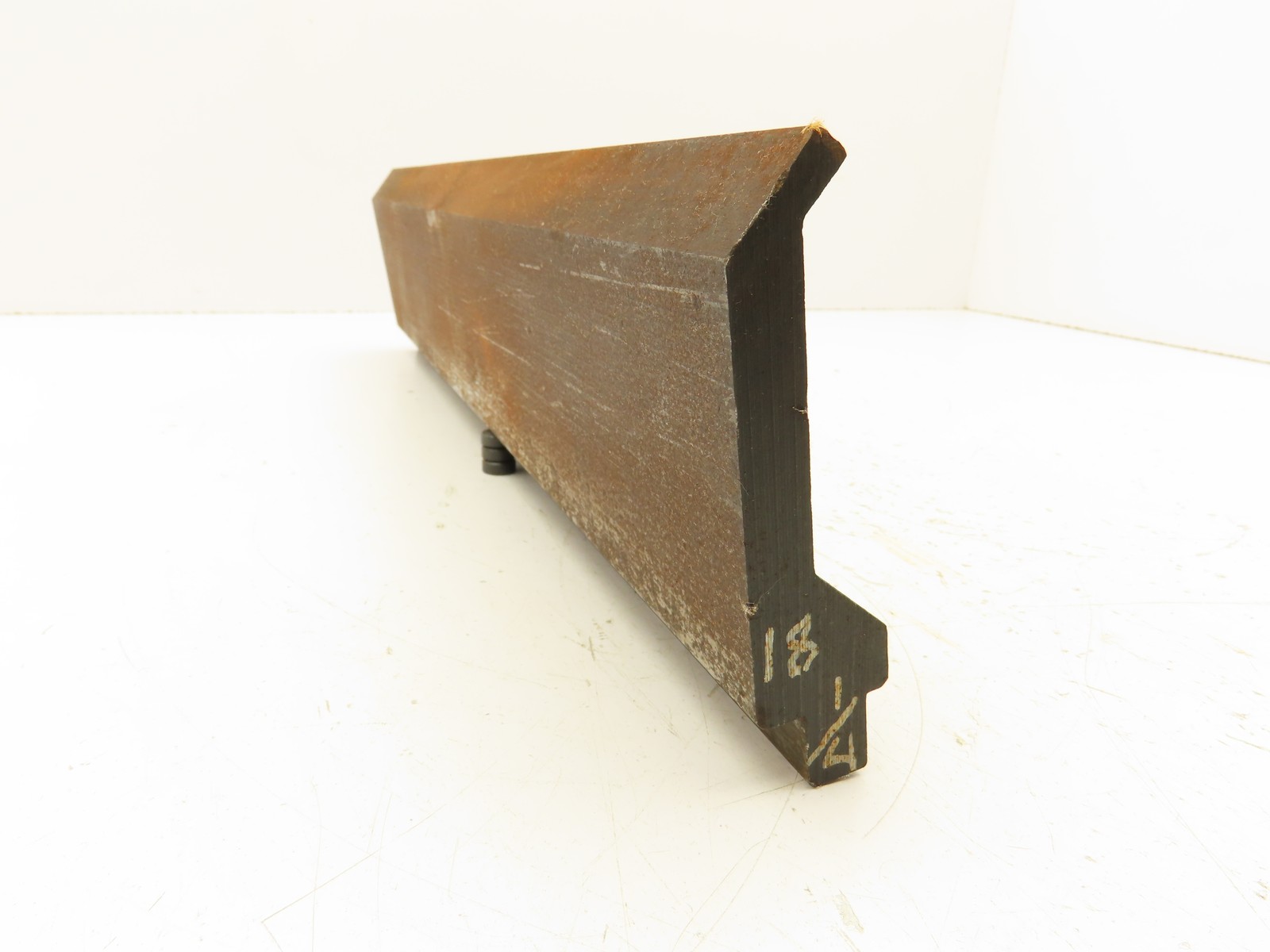 Press Brake Gooseneck Punch Die 18-1/4″ Long 90° V 1/4″ Finger 3-3/4″ H