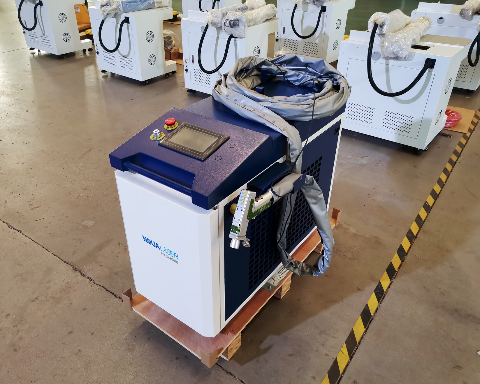 NEW 1500W Laser Cleaning Machine 300mm*300mm Rust Remover Oil Paint Removal