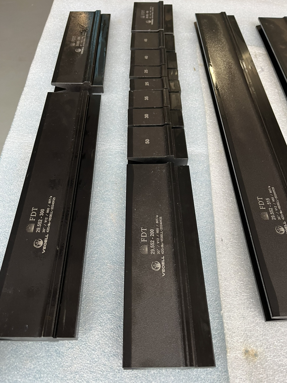 PRESS BRAKE FORMING DIE WILA STYLE OZU-052 30° H55 V12- 2595 MM OR 102.250″