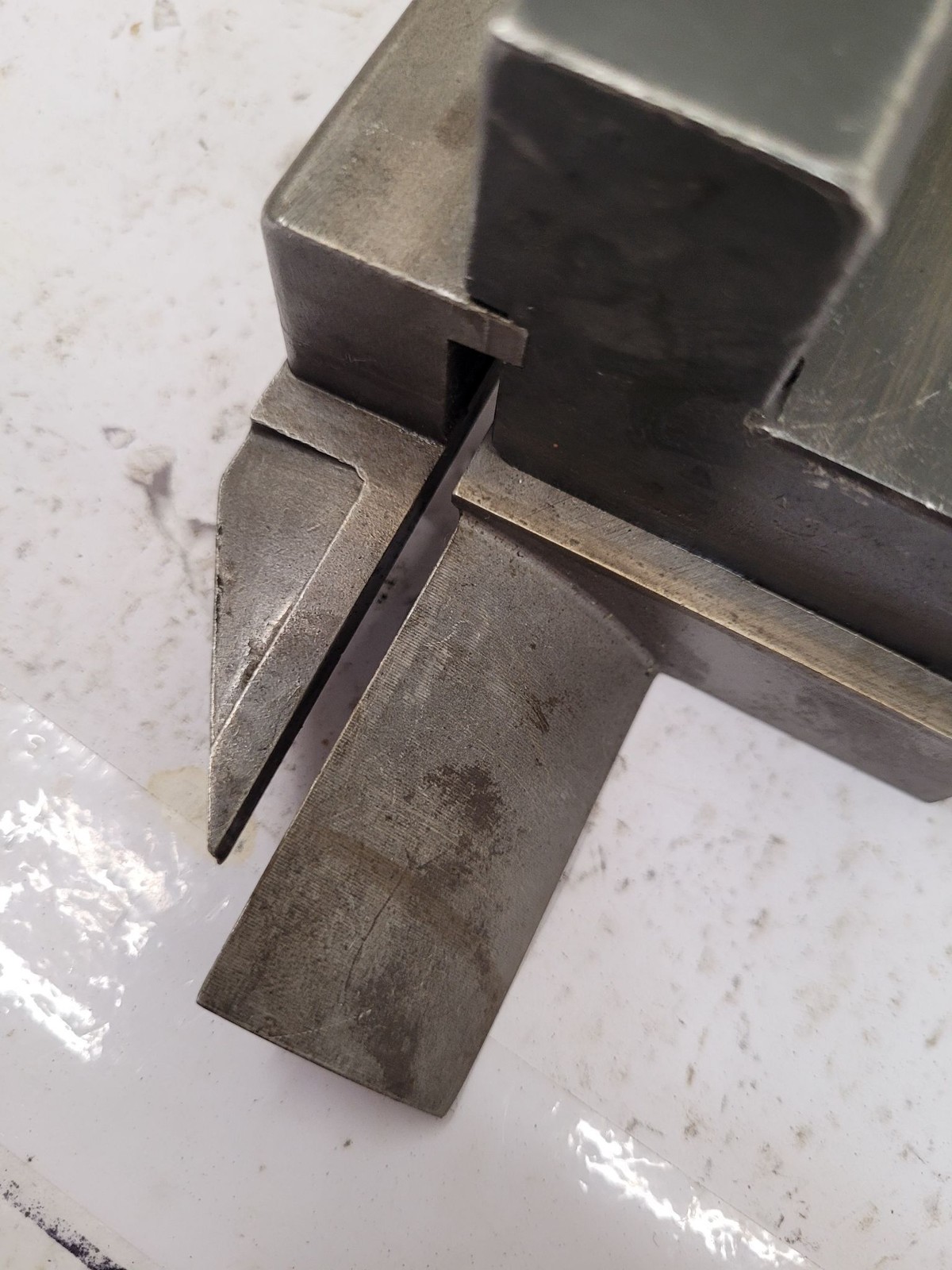 Manchester T-300-10 LH & T-100-10 LH – TOOL HOLDERS – Lot of 2