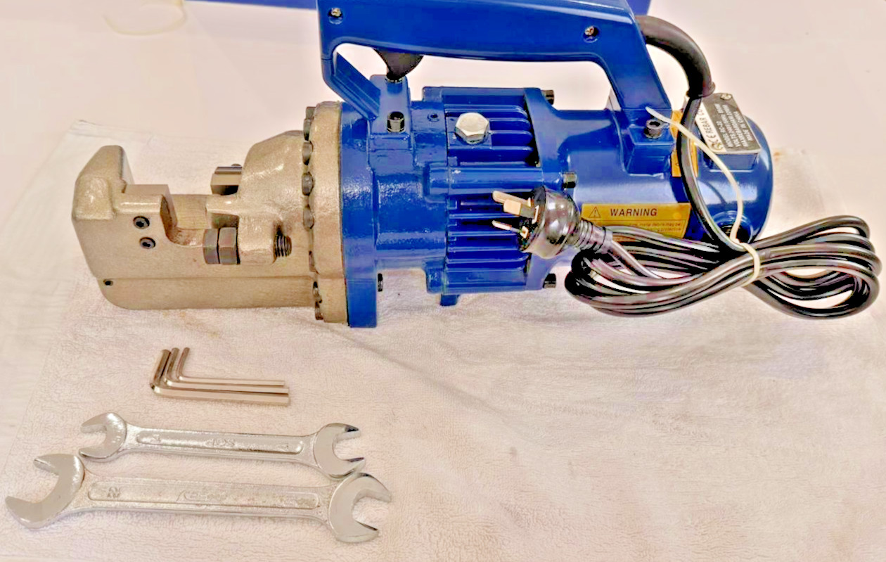 Portable Electric Hydraulic Rebar Steel Bar Cutter RC-22 4mm to 22mm 240V 850W