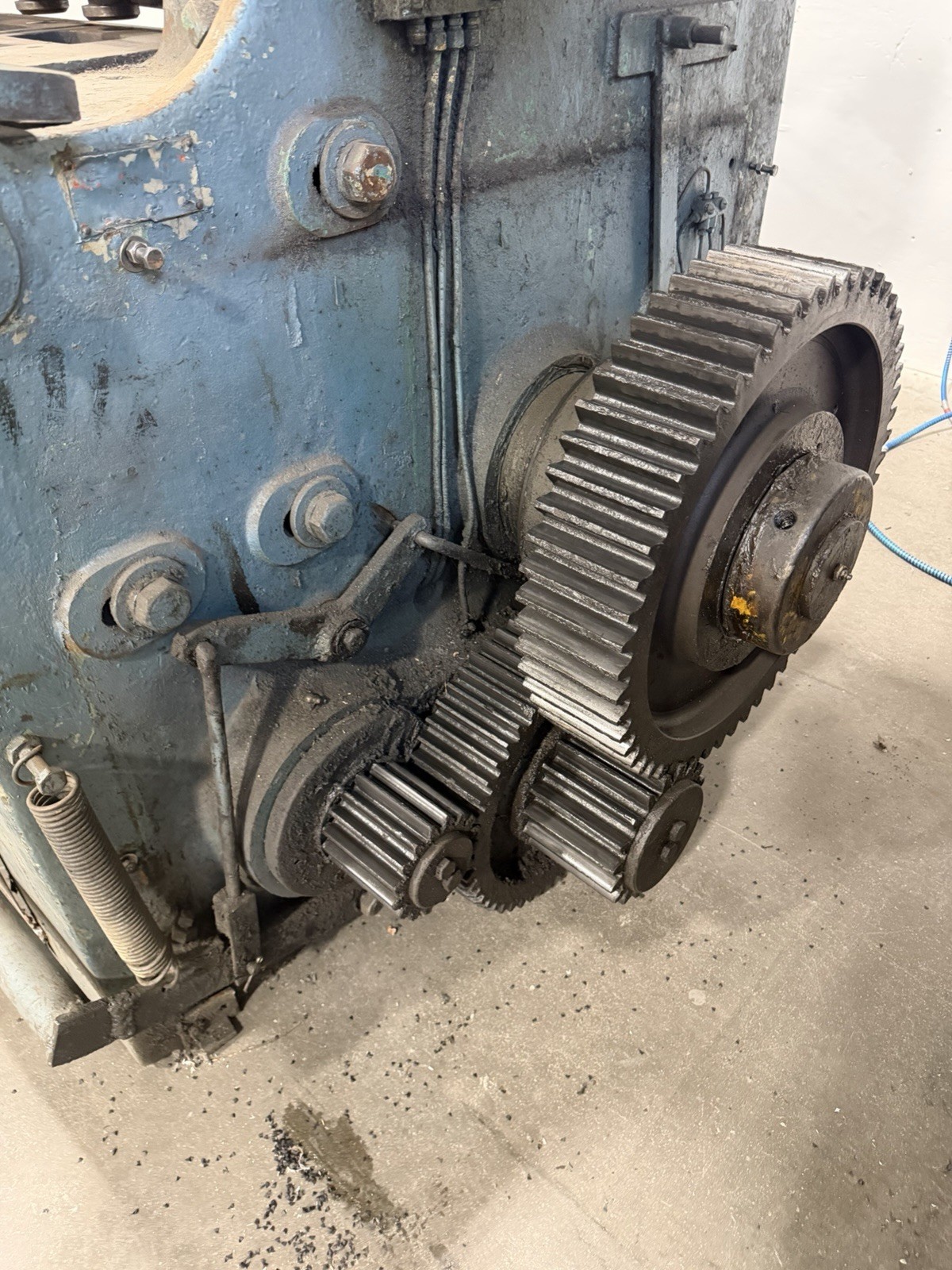 Pexto 10-U-10A mechanical power squaring shear