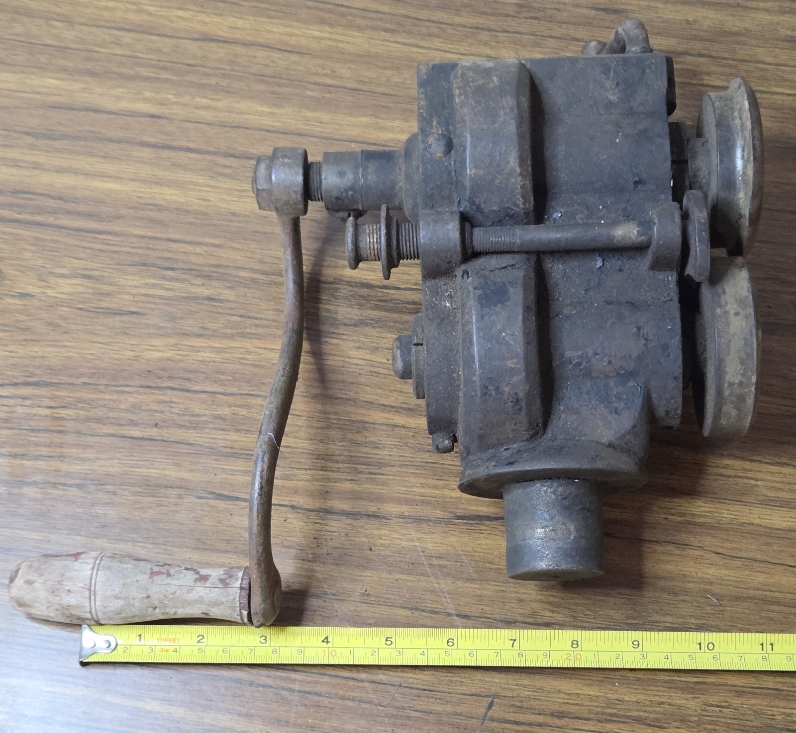 Peck Stow & Wilcox Tinsmith Burring Machine Hand Crank Sheet Metal Tool Antique