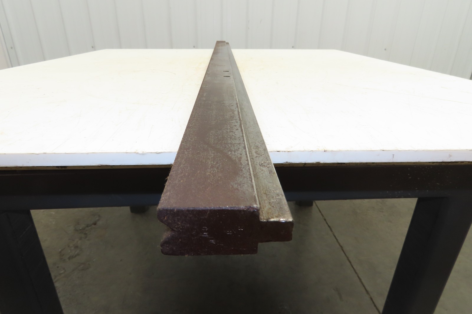 Press Brake Die 60″ Long 90° V 7/16″ W 1/4″ Deep 1-3/4″ H 1-1/16″ Wide 1/2″ Tan