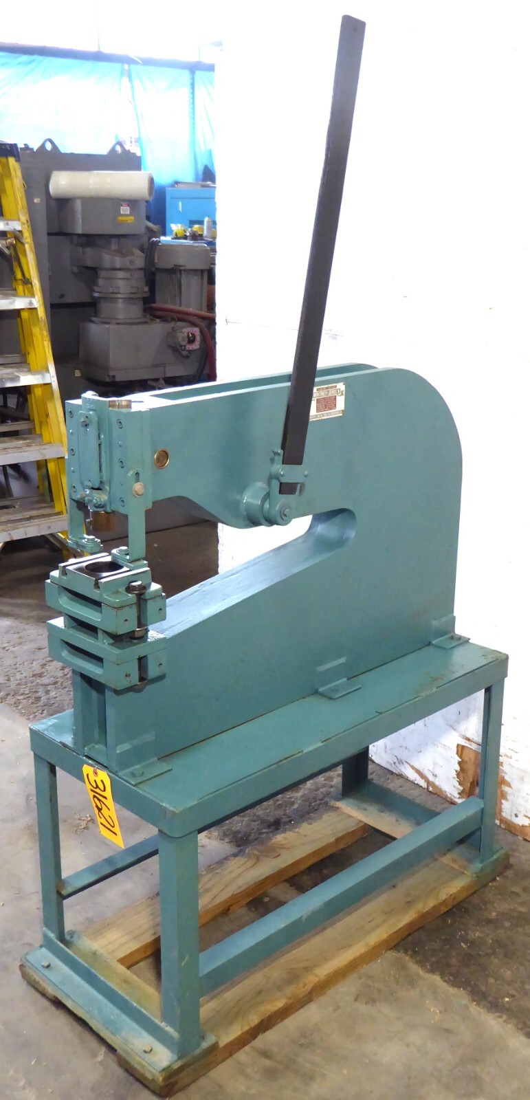 8 Ton Whitney-Jensen Lever Press/Punch , No. 34, 24″ Throat