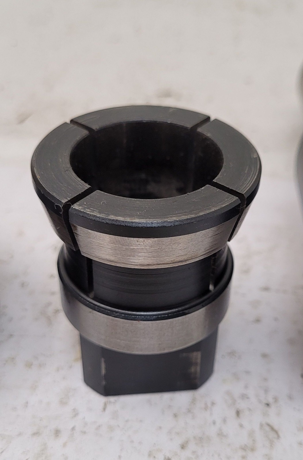 FL TOOL HOLDERS FL-SP581 COLLET CHUCK with 1.5″ STRAIGHT SHANK