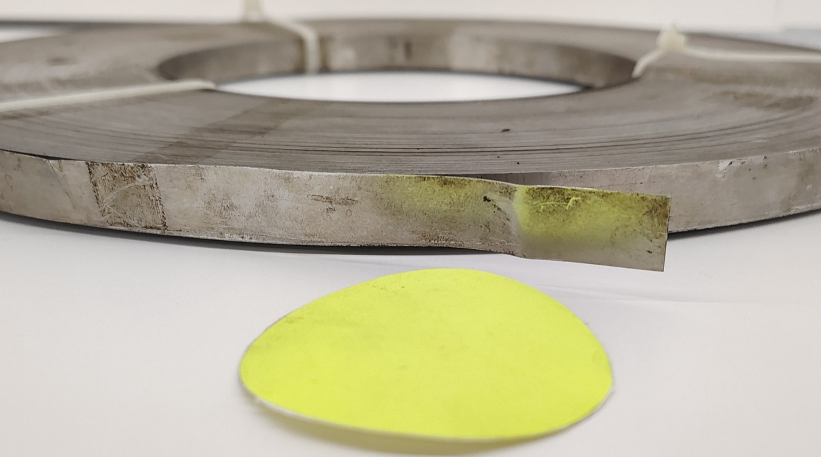 UNBRANDED 1/2″ METAL BANDING MATERIAL STAINLESS STEEL