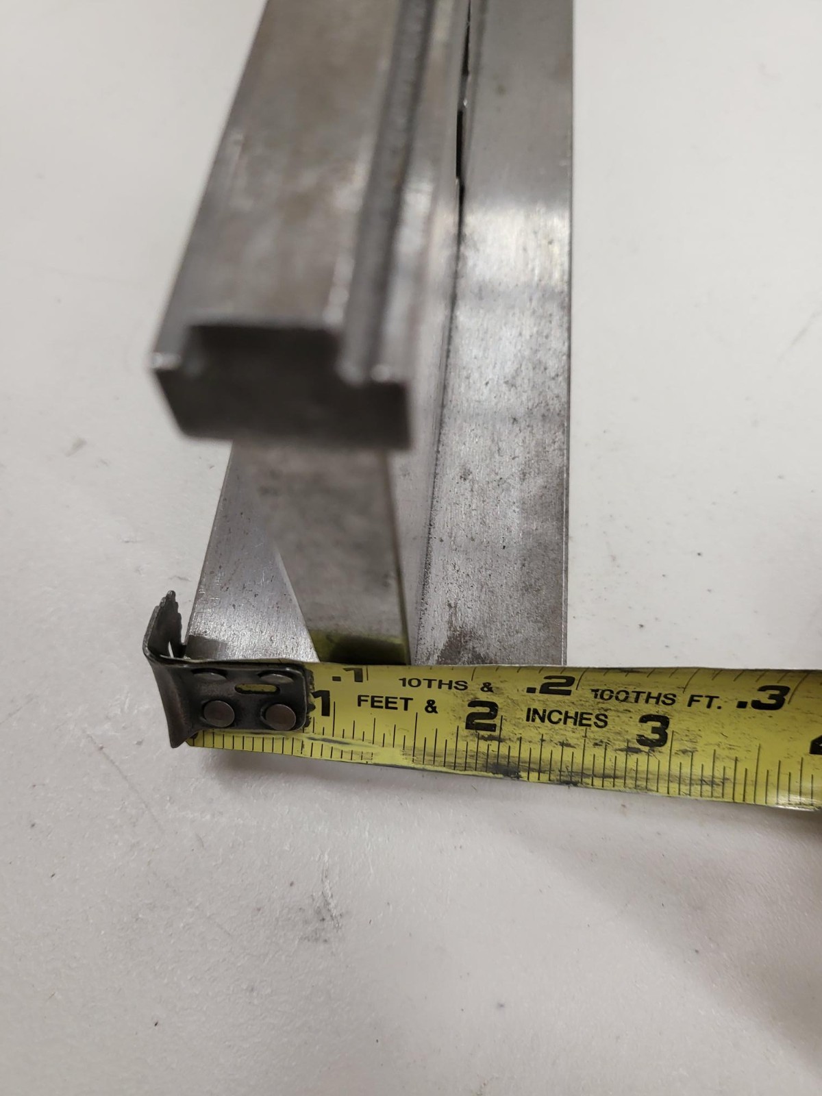 Amada Press Brake 1V Sash 330001 Die Holder 3.209″ Tall & Rail 31.75″ Long